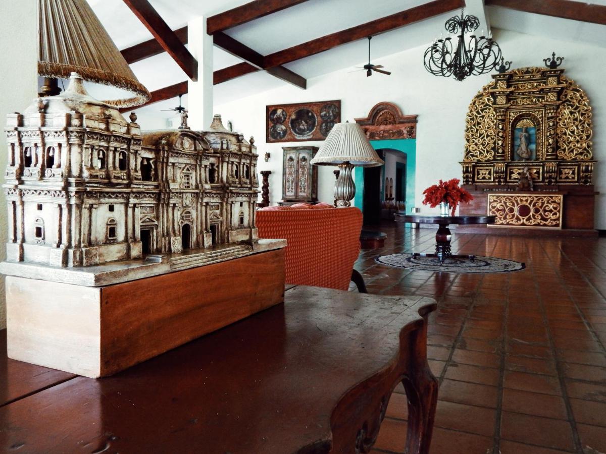 Hotel El Convento Leon Nicaragua Bagian luar foto