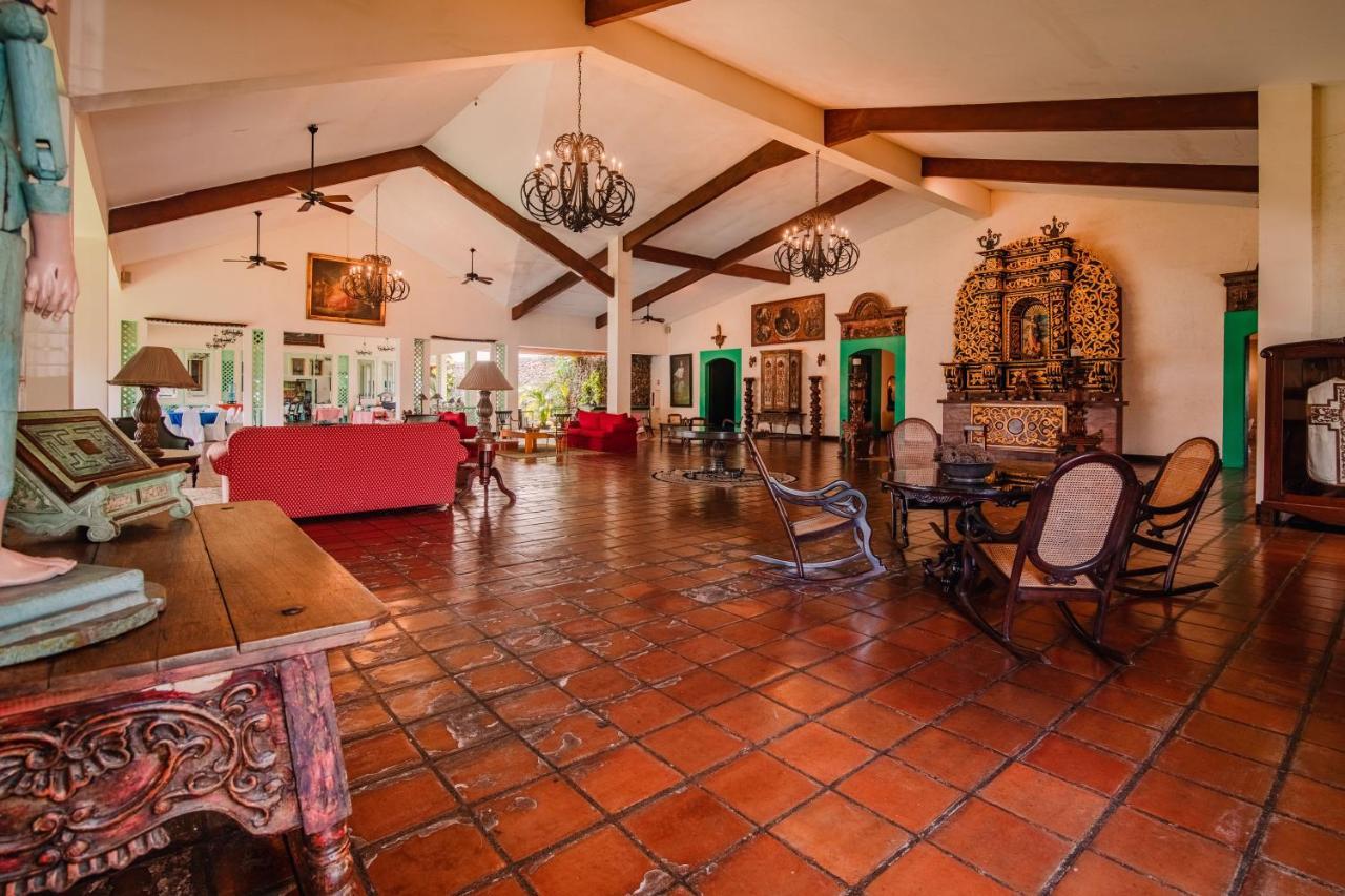 Hotel El Convento Leon Nicaragua Bagian luar foto